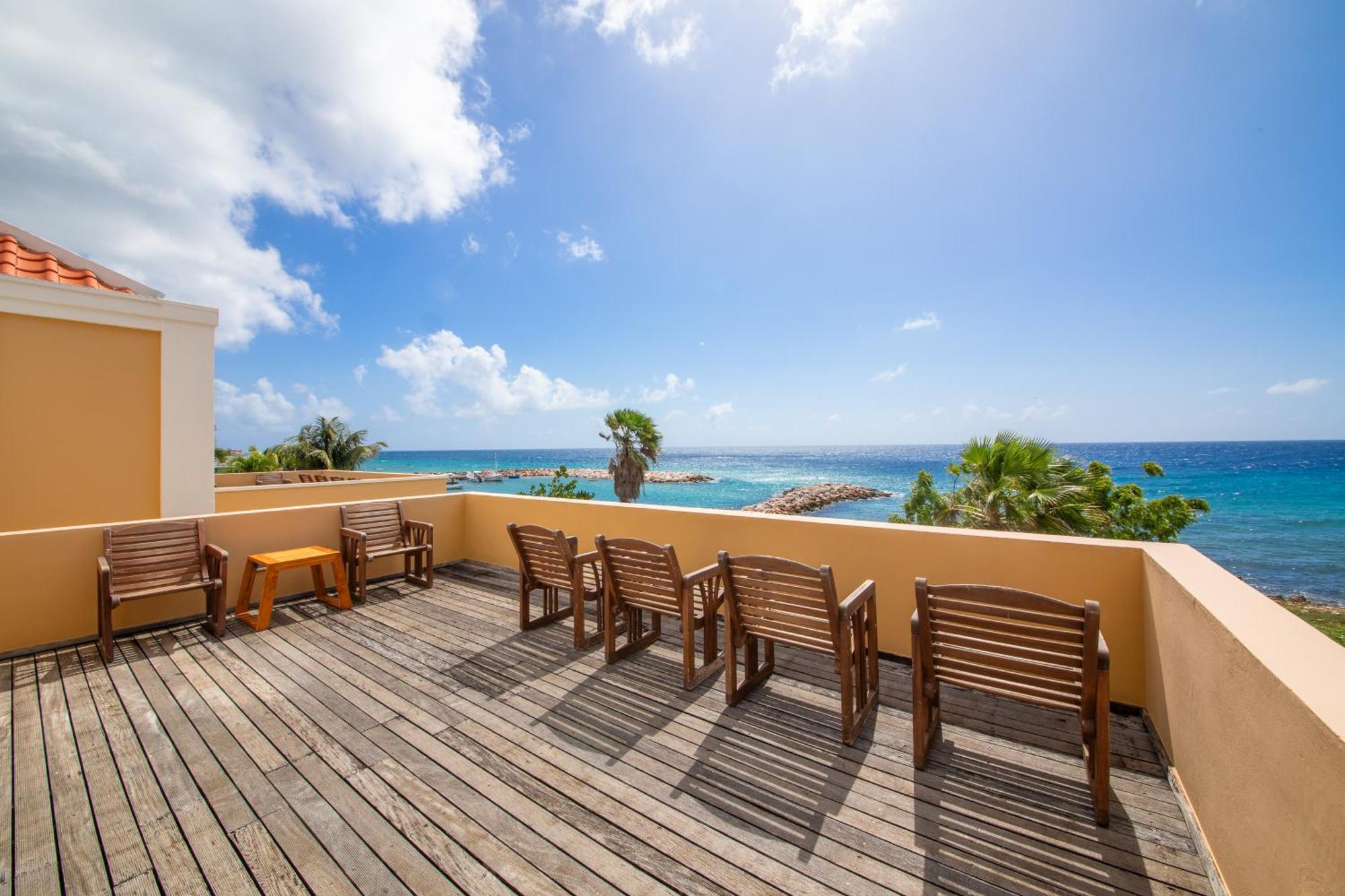 Atlantis Beach House Виллемстад Экстерьер фото